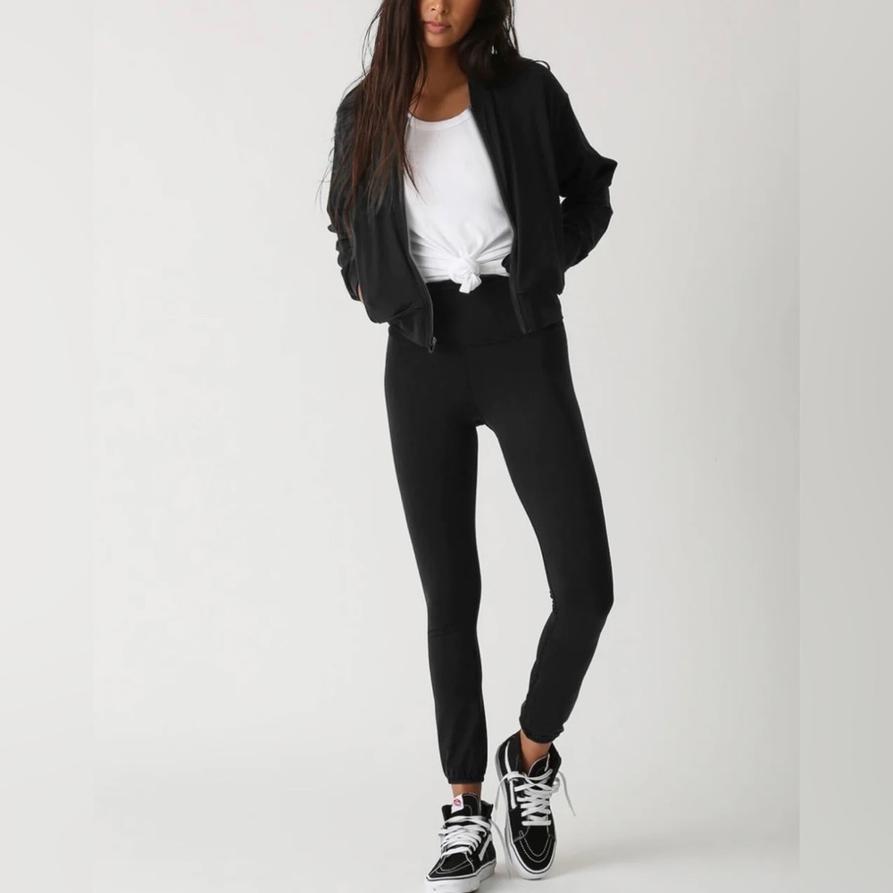 Electric and‎ Rose Duvall Jogger in Black size Small
